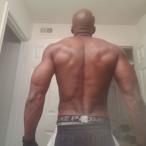 Meet your Posher, Ade